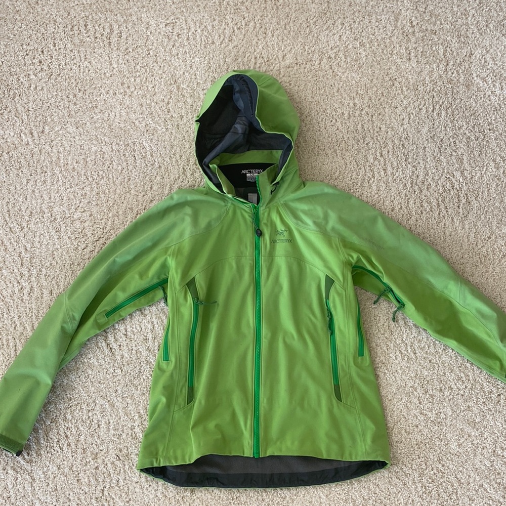 Arc’teryx jacket green large